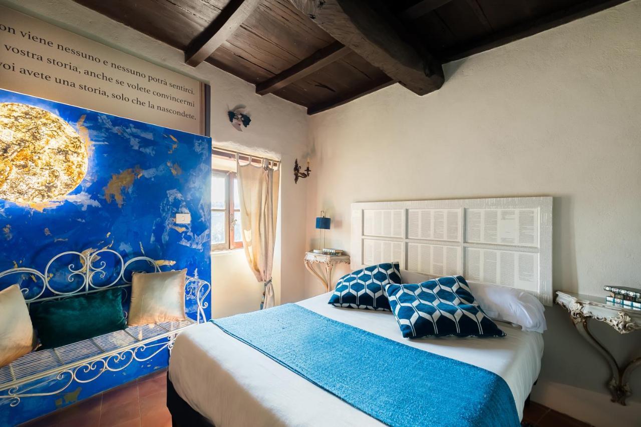 Opera Suites - Le Notti Bianche Calcata Bagian luar foto